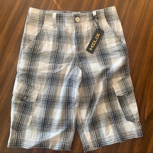🏷️ NWT Boy’s Helix Plaid Cargo Shorts 10